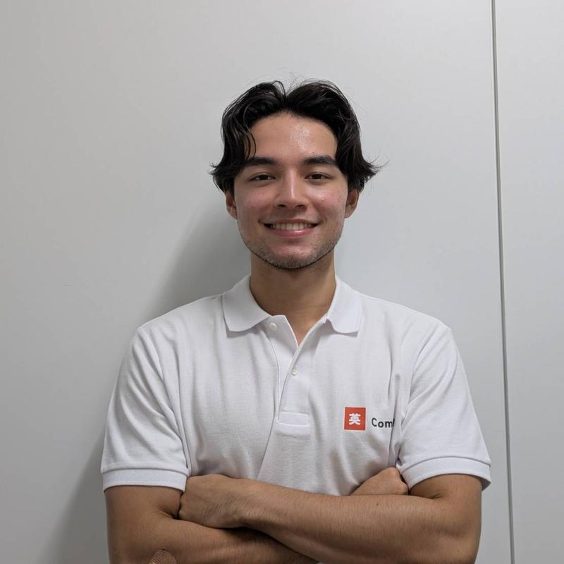 コーチ兼講師 Taro Ocoyne